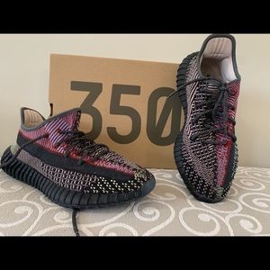 YEEZY BOOST 350 SIZE 10 1/2